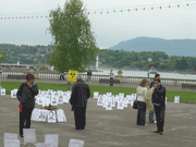 Exhibition of photographs of Liquidators during the Grand Vigil in Geneva 2009