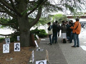 Lexposition des protraits des liquidateurs à Grenoble (Isère-France) en mai 2009