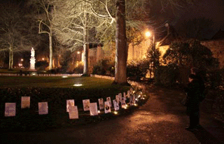 Lexposition des protraits des liquidateurs à Sens (Yonne-France), le 6 décembre 2008