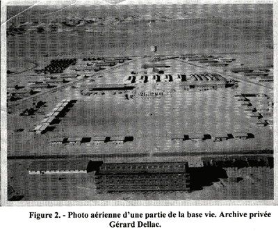 La base vie de Reggane -Sahara Algérien-