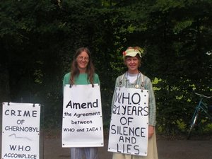 Hannelore Schmid und Carole Bouvier vor der WHO am 17. August 2007