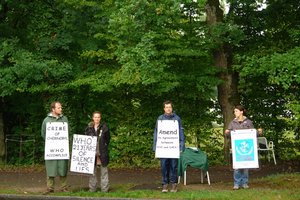 Éric Bonnaire, Karine Plantier, François Simonet und Séverine Durand vor der WHO vom 28. - 30. August 2007