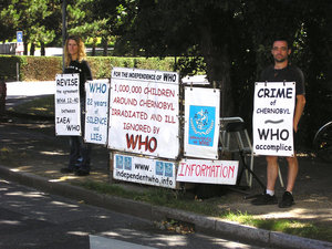 Émilie Leroy and Christophe Rialland in front of WHO from 4th to 8th August 2008