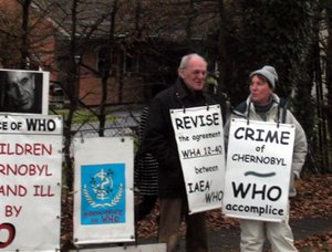 Guy Chatelan und Rachel Mauguet vor der WHO vom 1. - 2. Dezember 2008