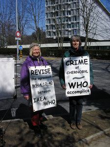 Cécile Ziélinski and Anne Dupuis in front of WHO from 16th to 20th March 2009