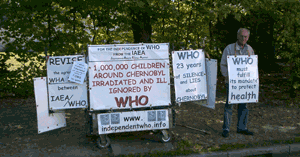 Guy Chatelan devant lOMS le 28 septembre 2009