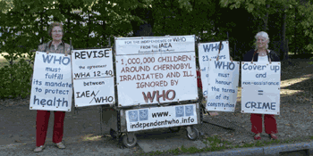 Monika Von Der Meden et Christine Kjelberg devant lOMS le 2 octobre 2009