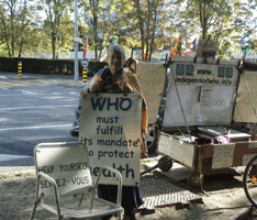 Lamamo devant lOMS du 18 au 19 mai 2010