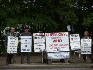 Éliane Varagnat, Michel Rioche and Jean-Yves Peillard in front of WHO, 1st June 2010