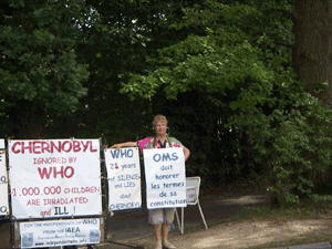 Christine Kjelberg delante de la OMS el 8 julio 2010