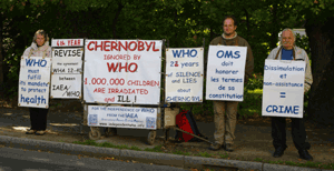 Jocelyne Grousselas, Éric Bonnaire and Marcelin Grousselas in front of WHO from 22nd to 24th September 2010
