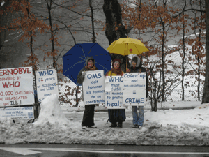 Isabelle Perrey, Lamamo y Alison Katz delante de la OMS del 6 al 10 diciembre 2010