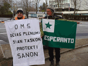 Mireille Grosjean y Michel Sarbach delante de la OMS del 14 al 17 diciembre 2010