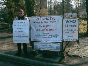 Francis Meuley devant lOMS le 25 février 2011