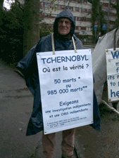 Guy Chatelan in front of WHO, 4th April 2011